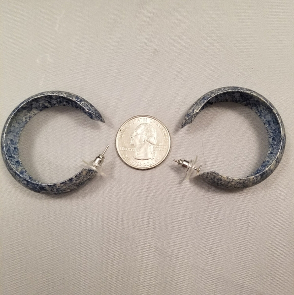 BLUE HOOP EARRINGS - Picture 4 of 5